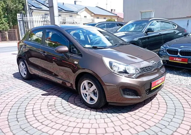 KIA Rio 1.2 M