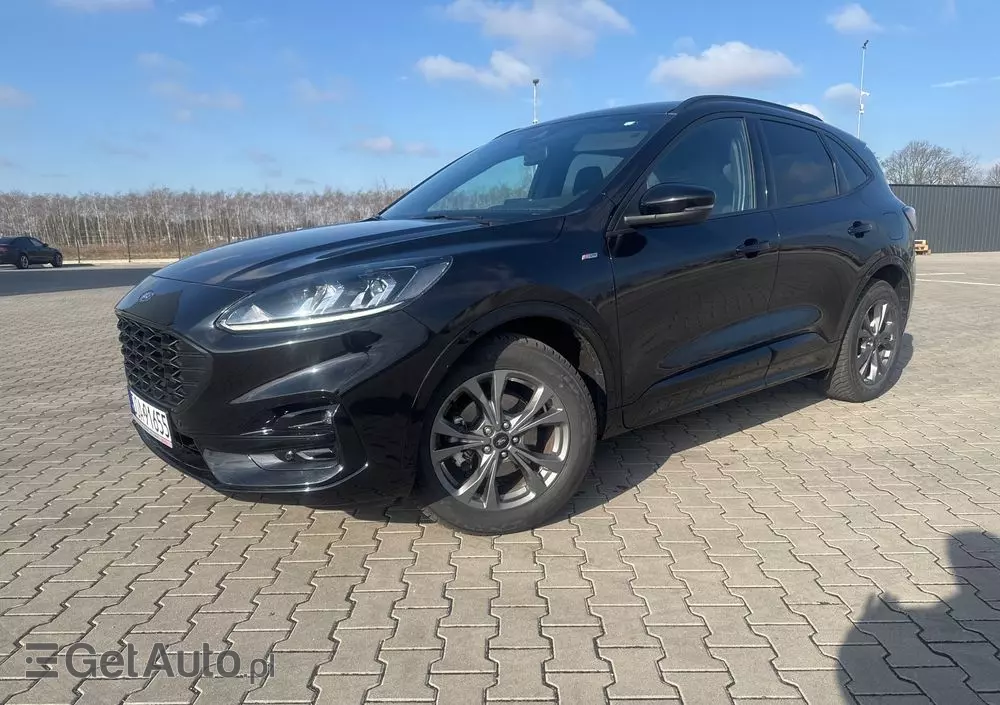 FORD Kuga 2.5 FHEV AWD ST-Line X