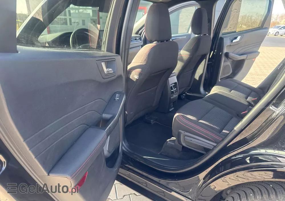 FORD Kuga 2.5 FHEV AWD ST-Line X