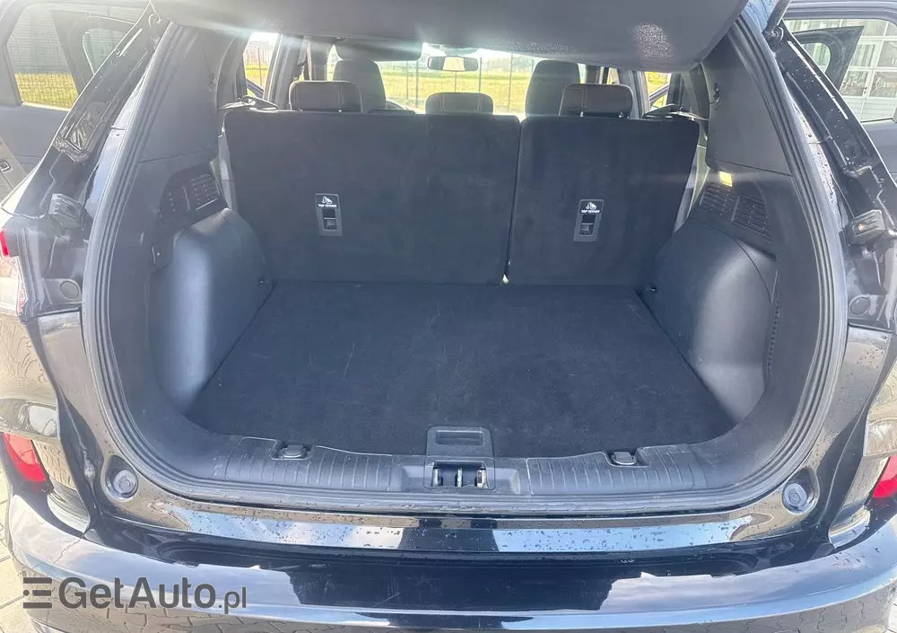 FORD Kuga 2.5 FHEV AWD ST-Line X