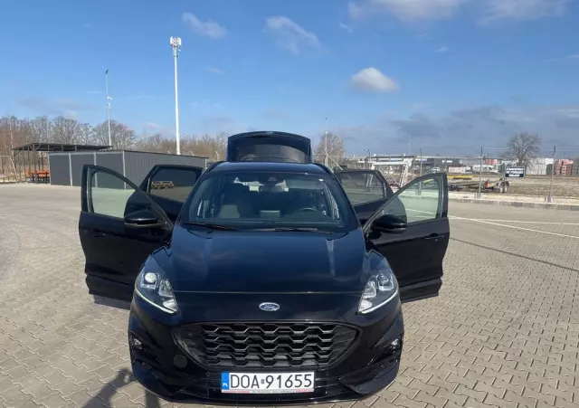 FORD Kuga 2.5 FHEV AWD ST-Line X