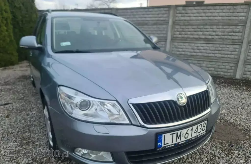 SKODA Octavia 