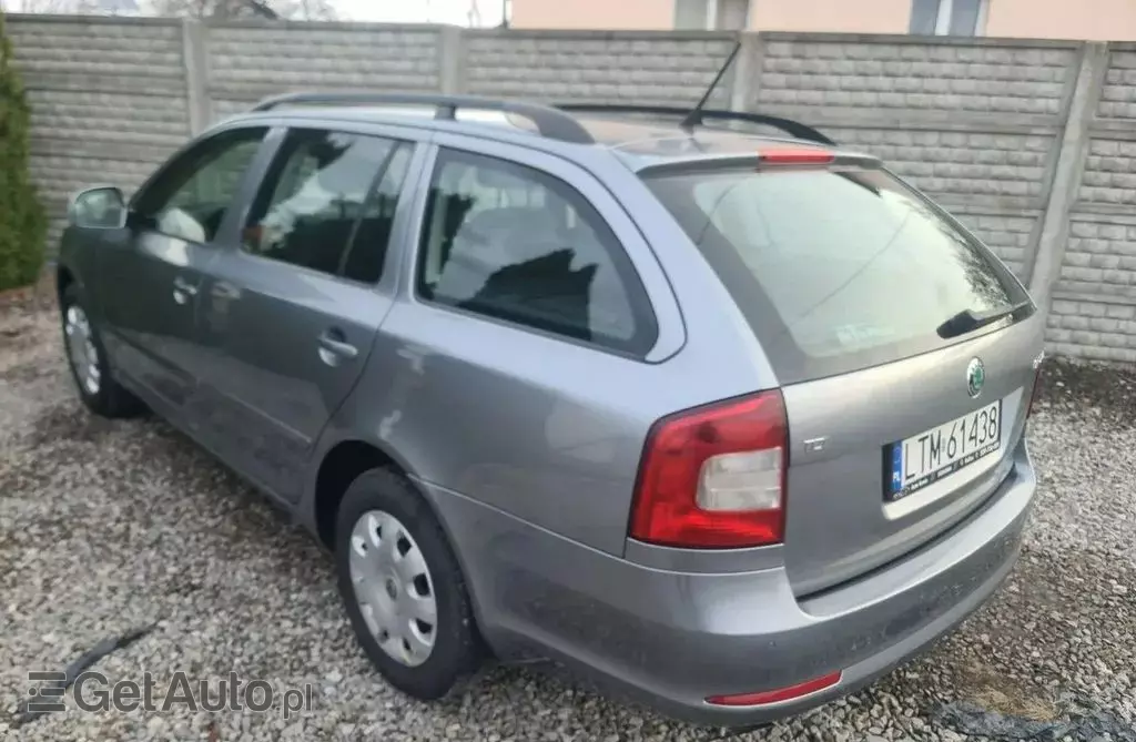 SKODA Octavia 