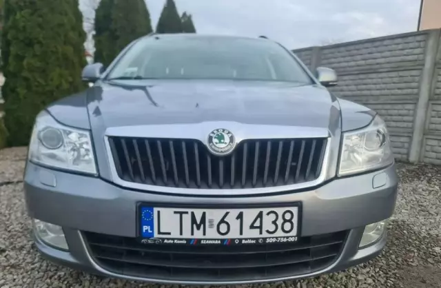 SKODA Octavia 