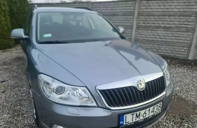 SKODA Octavia 