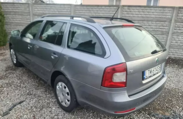 SKODA Octavia 