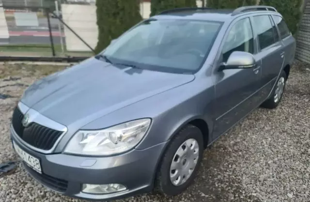 SKODA Octavia 