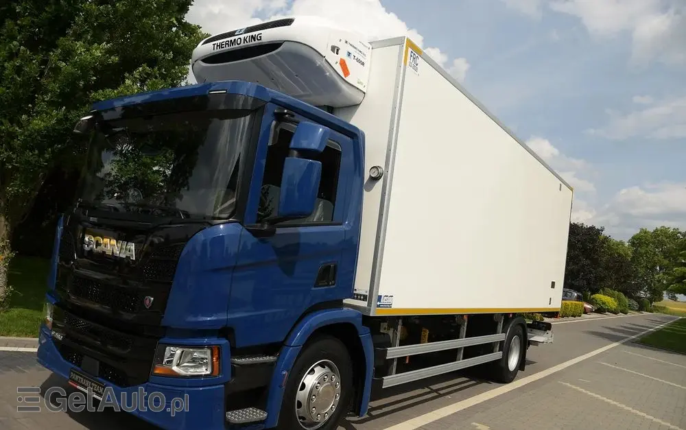 SCANIA P280///* 2022///* PRZEBIEG 165 TYŚ KM///* CHŁODNIA///* 18000KG///* THERMO KING///* WINDA///* BAR///* DŁ 7.30///* 18 EURO PALET///* KAMERA///* LEDY///* WAGA///* STAN JAK NOWA 
