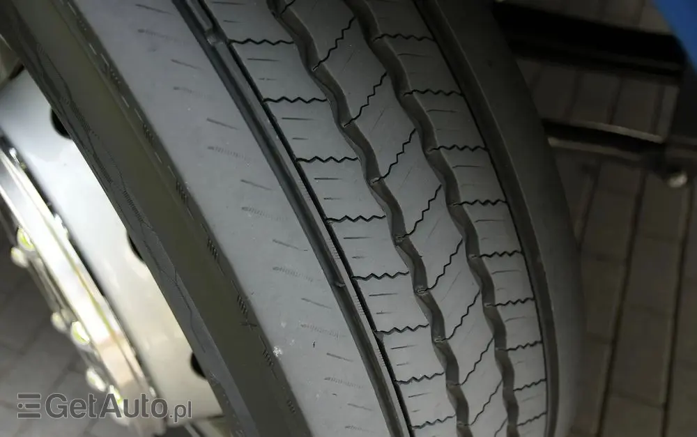 SCANIA P280///* 2022///* PRZEBIEG 165 TYŚ KM///* CHŁODNIA///* 18000KG///* THERMO KING///* WINDA///* BAR///* DŁ 7.30///* 18 EURO PALET///* KAMERA///* LEDY///* WAGA///* STAN JAK NOWA 