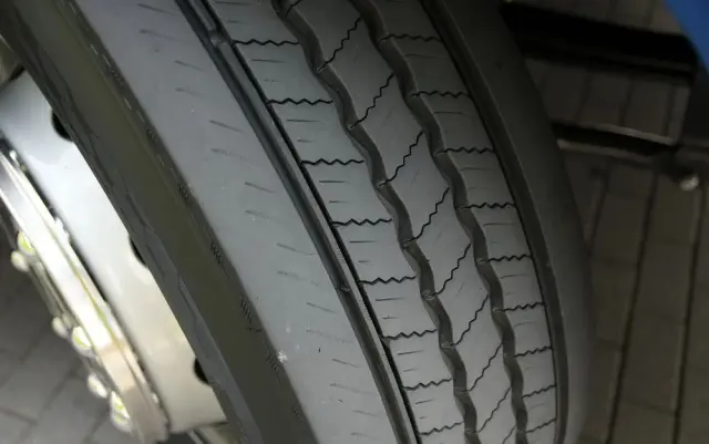 SCANIA P280///* 2022///* PRZEBIEG 165 TYŚ KM///* CHŁODNIA///* 18000KG///* THERMO KING///* WINDA///* BAR///* DŁ 7.30///* 18 EURO PALET///* KAMERA///* LEDY///* WAGA///* STAN JAK NOWA 