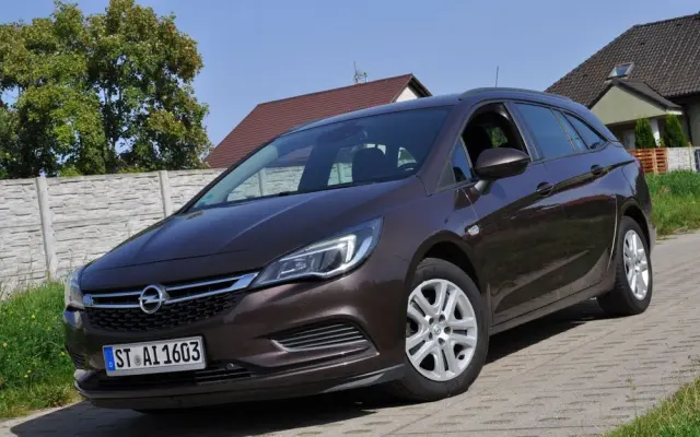 OPEL Astra 