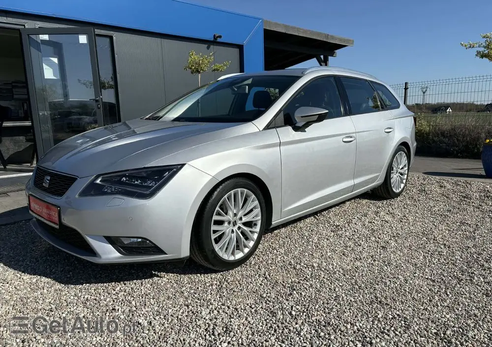 SEAT Leon 1.6 TDI DPF Ecomotive DSG Style