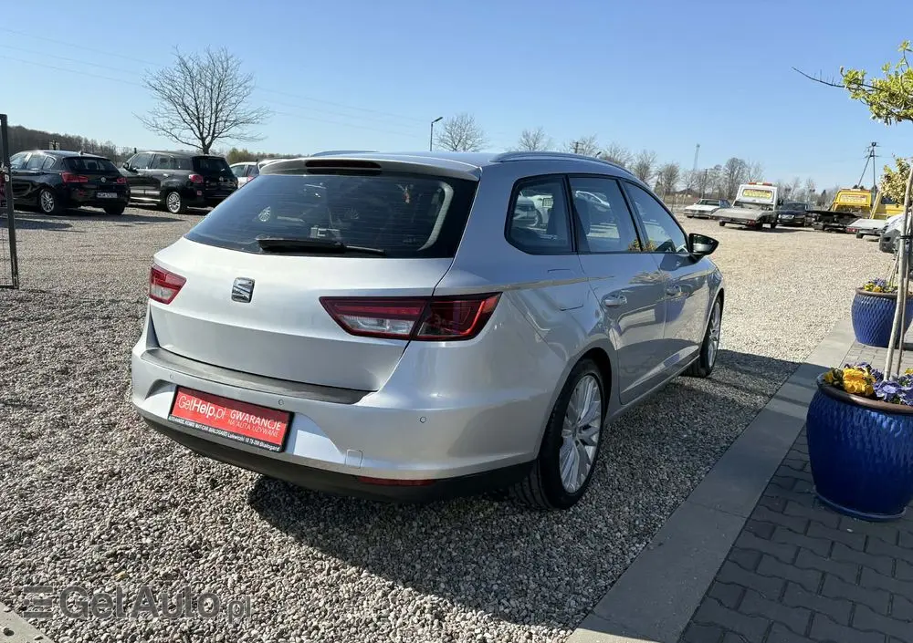 SEAT Leon 1.6 TDI DPF Ecomotive DSG Style