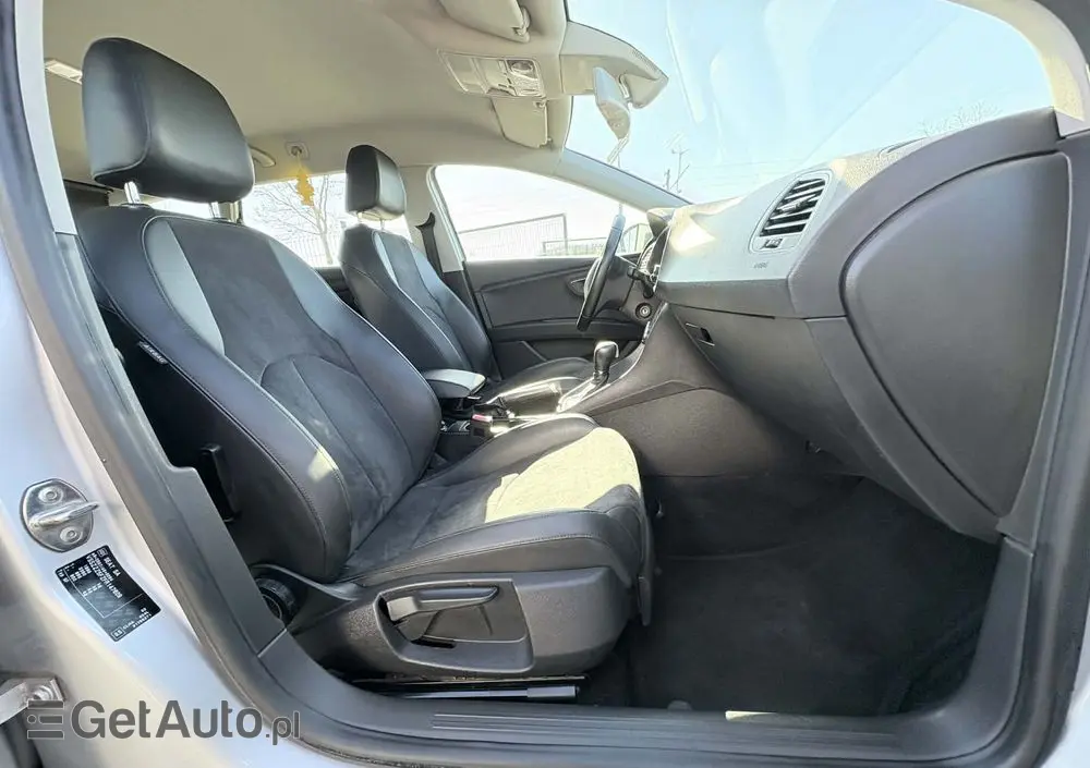 SEAT Leon 1.6 TDI DPF Ecomotive DSG Style
