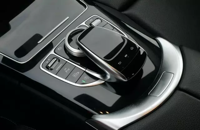 MERCEDES-BENZ Klasa C 