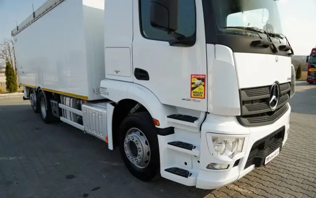 MERCEDES-BENZ ACTROS 2543 / RUCHOMA PODŁOGA / WALKING FLOOR / 6X2 / OŚ SKRĘTNA / PODNOSZONA 