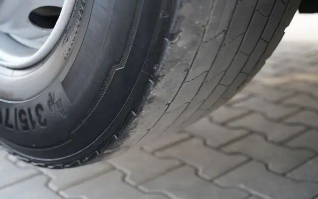 MERCEDES-BENZ ACTROS 2543 / RUCHOMA PODŁOGA / WALKING FLOOR / 6X2 / OŚ SKRĘTNA / PODNOSZONA 