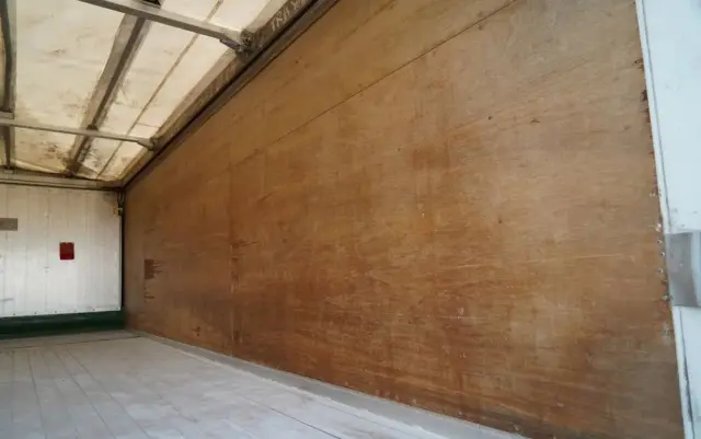 MERCEDES-BENZ ACTROS 2543 / RUCHOMA PODŁOGA / WALKING FLOOR / 6X2 / OŚ SKRĘTNA / PODNOSZONA 