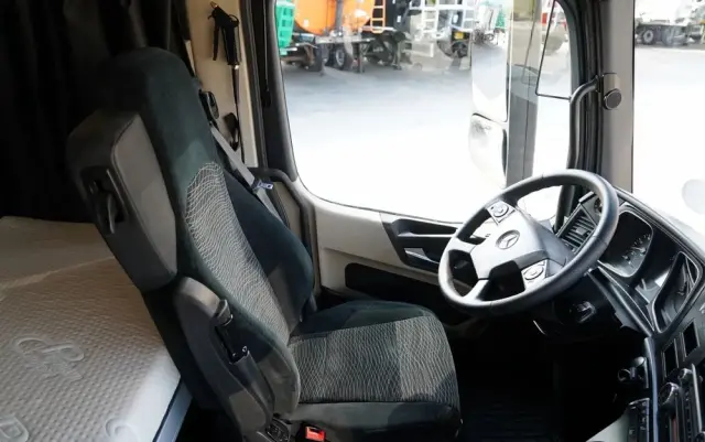 MERCEDES-BENZ ACTROS 2543 / RUCHOMA PODŁOGA / WALKING FLOOR / 6X2 / OŚ SKRĘTNA / PODNOSZONA 