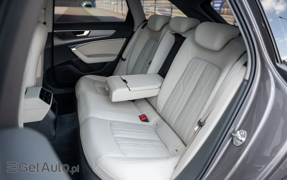 AUDI A6 Avant 35 TDI S tronic sport