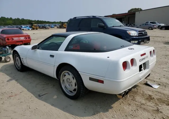 CHEVROLET Corvette 