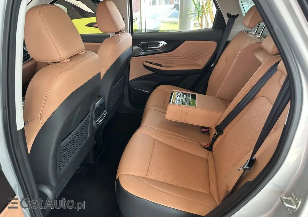 BAIC 7 1.5T Luxury DCT