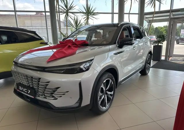 BAIC 7 1.5T Luxury DCT