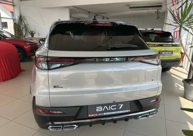 BAIC 7 1.5T Luxury DCT