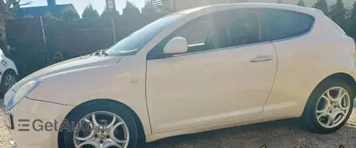 ALFA ROMEO Mi.to Distinctive