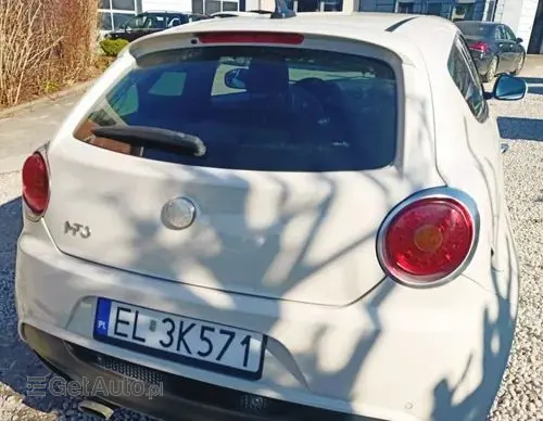 ALFA ROMEO Mi.to Distinctive