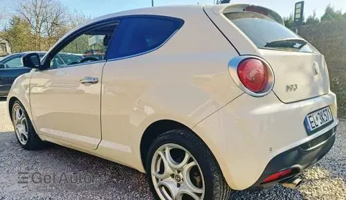 ALFA ROMEO Mi.to Distinctive