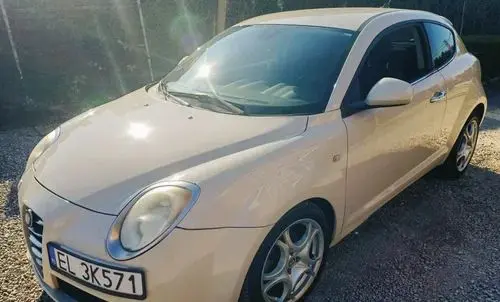 ALFA ROMEO Mi.to Distinctive