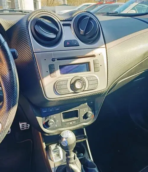 ALFA ROMEO Mi.to Distinctive