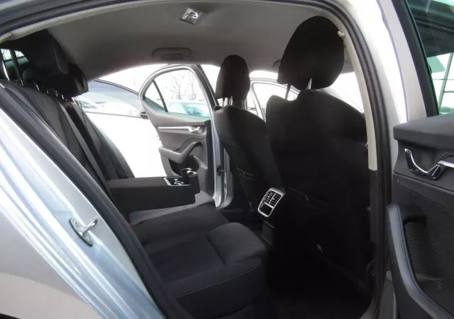 SKODA Octavia 1.5 TSI ACT Style