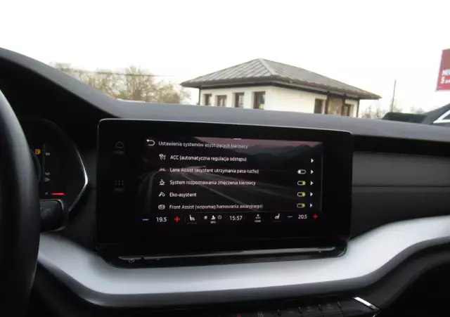 SKODA Octavia 1.5 TSI ACT Style