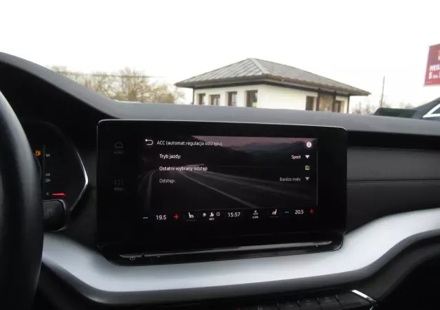 SKODA Octavia 1.5 TSI ACT Style