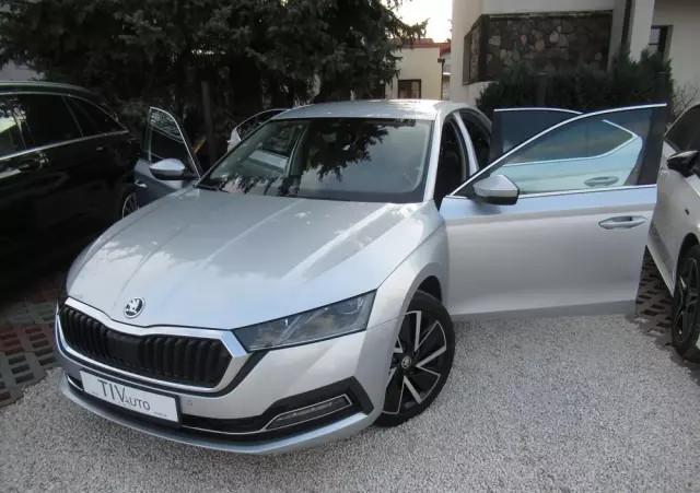 SKODA Octavia 1.5 TSI ACT Style