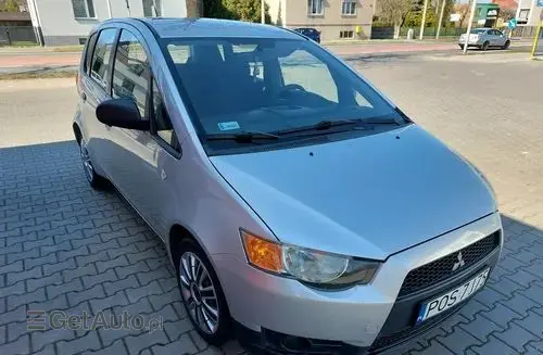 MITSUBISHI Colt 
