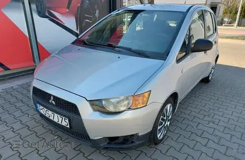 MITSUBISHI Colt 