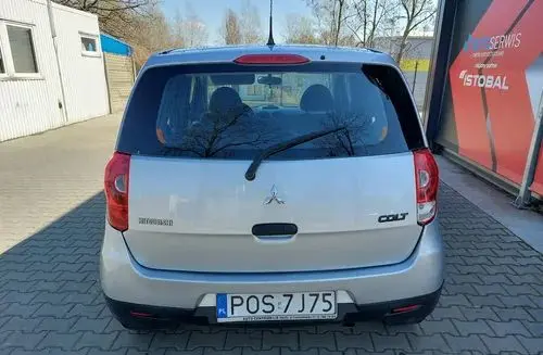 MITSUBISHI Colt 