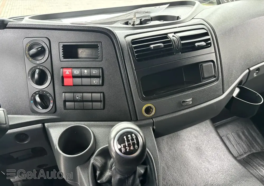 MERCEDES-BENZ 818 821 921 1018 1221 1218 1224 1523 1527 