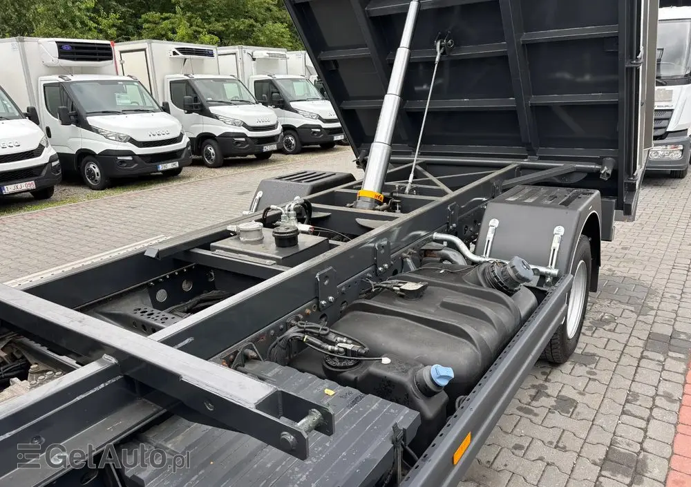 MERCEDES-BENZ 818 821 921 1018 1221 1218 1224 1523 1527 