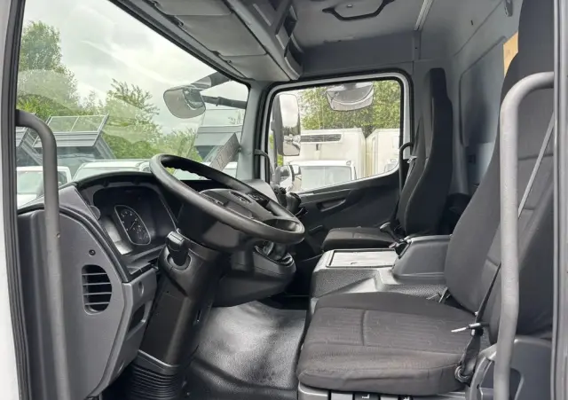 MERCEDES-BENZ 818 821 921 1018 1221 1218 1224 1523 1527 