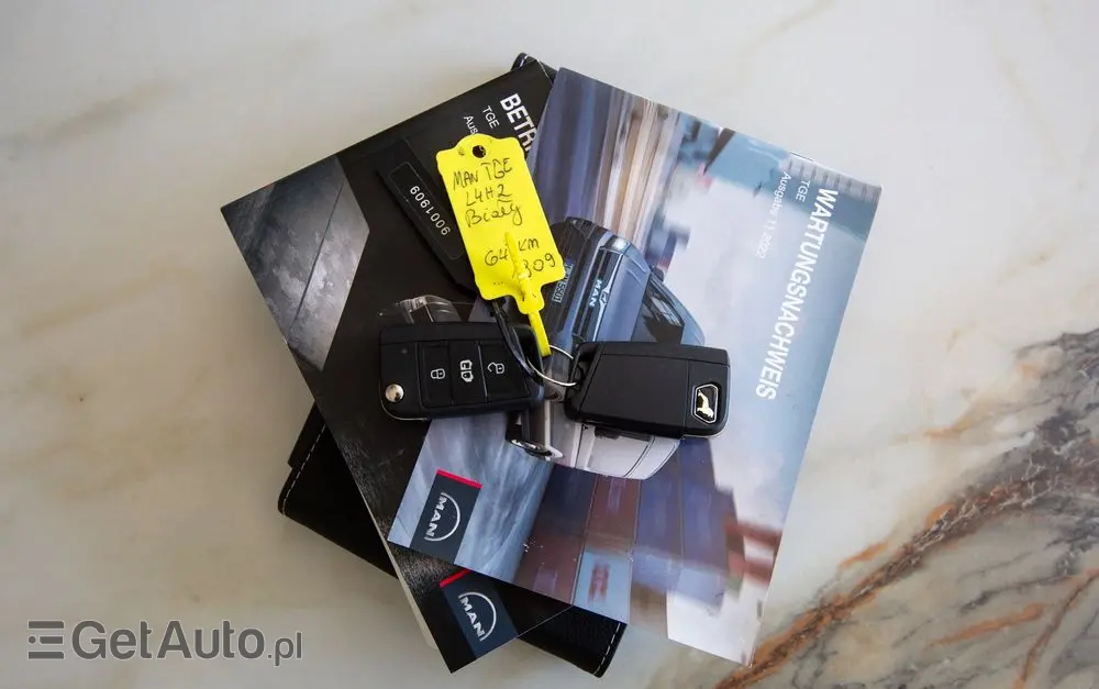 MAN TGE  3.140 Długi AUTOMAT *FURGON* 