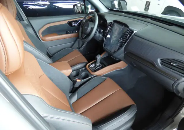 SUBARU Forester 2.0i-L Platinum (EyeSight) Lineartronic