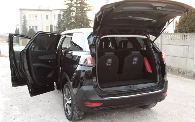 PEUGEOT 5008 2.0 BlueHDI Crossway S&S EAT8