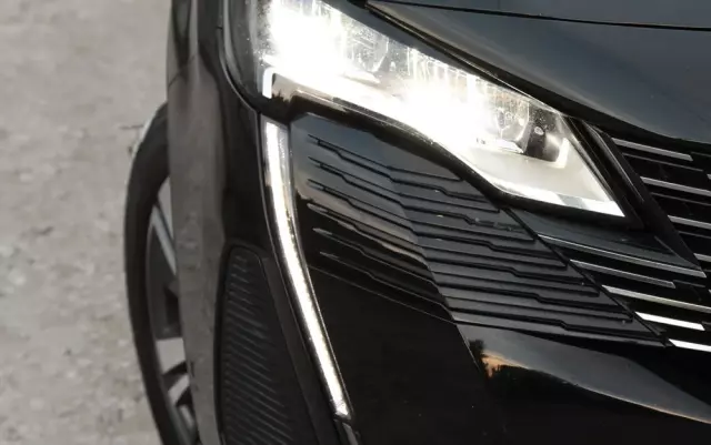 PEUGEOT 5008 2.0 BlueHDI Crossway S&S EAT8