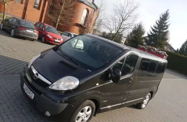 OPEL Vivaro 