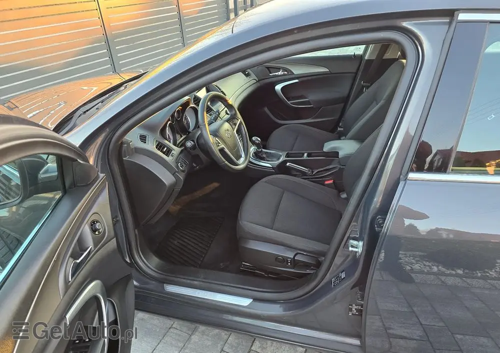 OPEL Insignia 2.0 CDTI ecoFLEX Business Cosmo