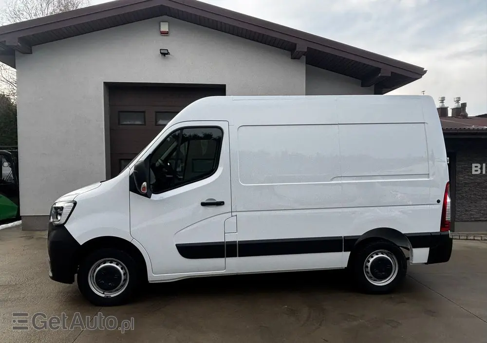 RENAULT Master Blaszak 